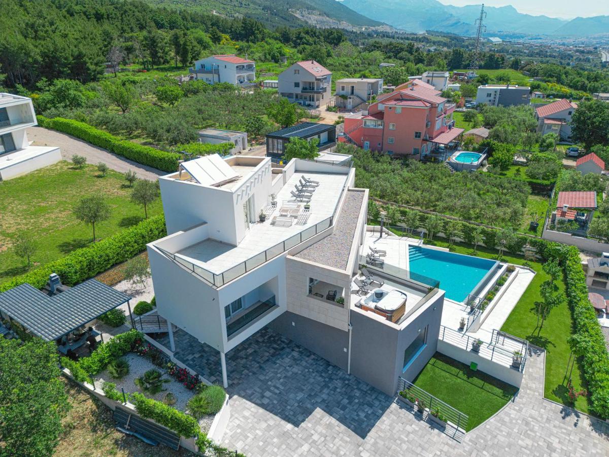 Luxurious Villa Meri Kaštela エクステリア 写真