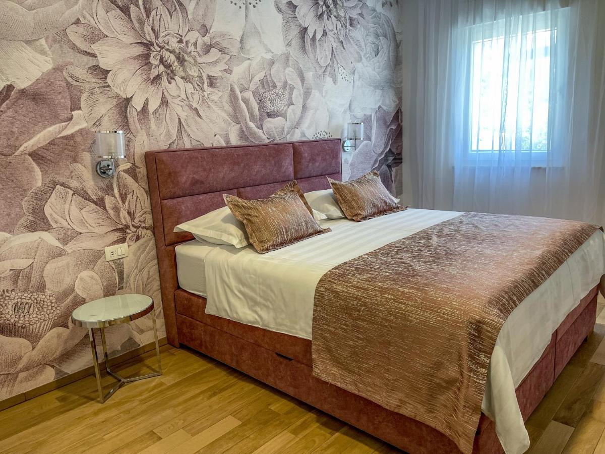 Luxurious Villa Meri Kaštela エクステリア 写真